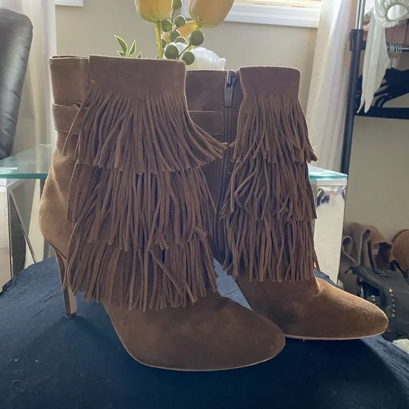 💕Via Spiga Suede Booties 💕💕 - Picture 5 of 7